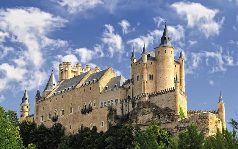Lâu đài Segovia - Tây Ban Nha