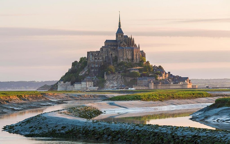 Lâu đài Mont Saint Michel 